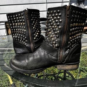 Steve Madden Marcoo leather boots size 9
